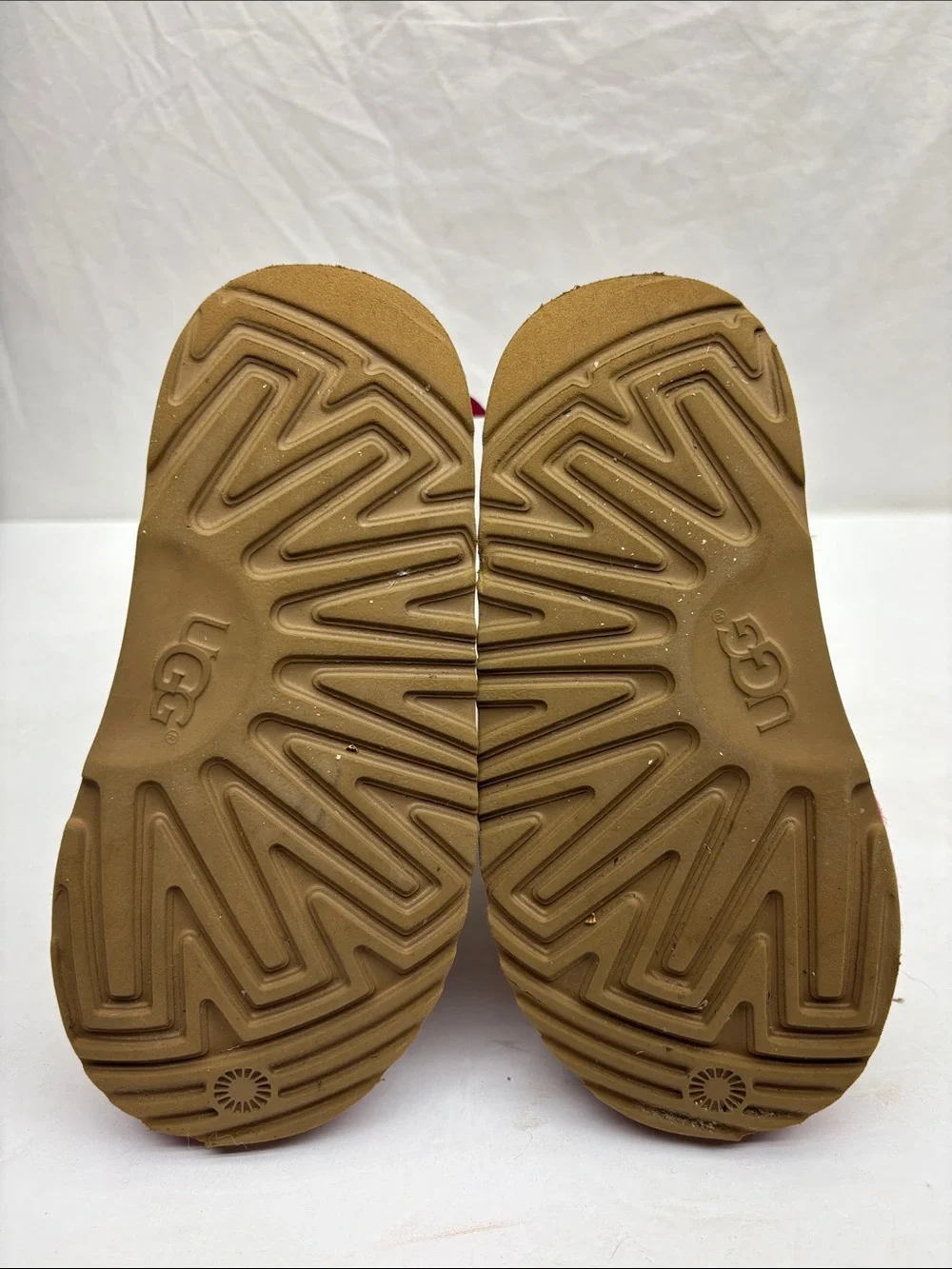 UGG Kids Chestnut and Pink Bailey Bow Boot, SZ 11 toddler girl, box 72